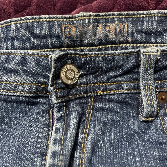 Sarah Jessica Parker’s Brand “Bitten Jeans” NWOT. - Picture 7 of 7